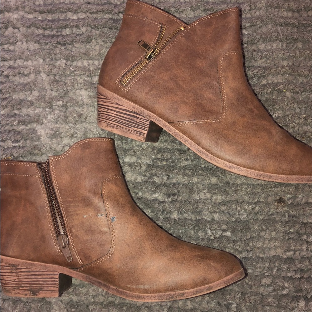 Brown ankle boots